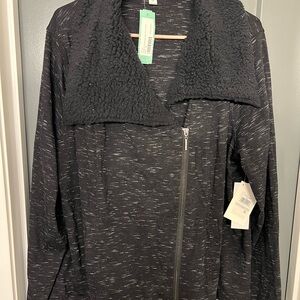 Kensie Black Teddy Jacket with Sherpa Collar size 1X. NWT